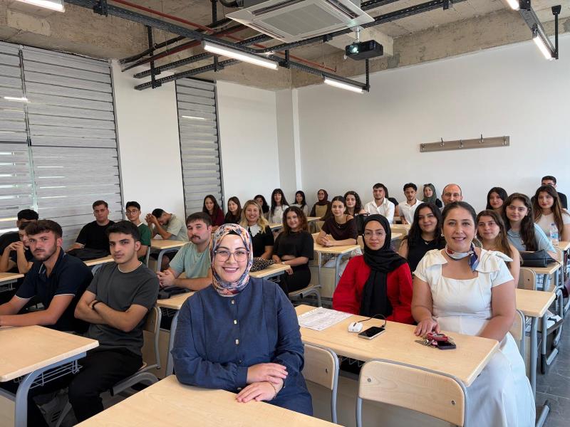 İlk ve Acil Yardım Programı Öğrencilerine Oryantasyon Eğitimi Gerçekleştirildi!